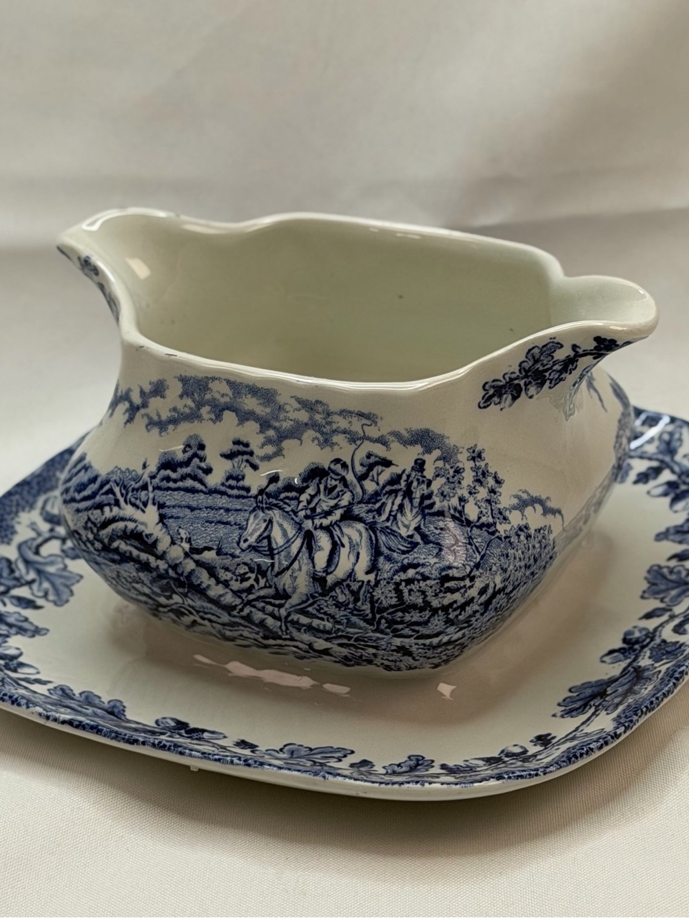 Vintage Myott’s Country Life Gravy Boat Attached Underplate Blue White England